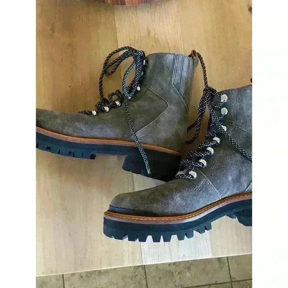 Marc Fisher LTD Izzie Gray Suede Leather Lace Up Ankle Gorpcore Winter Boot 6 - Picture 4 of 16